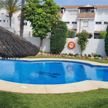 Сasa de vacaciones Urb. Naranjos De Marbella, Manzana 3, *