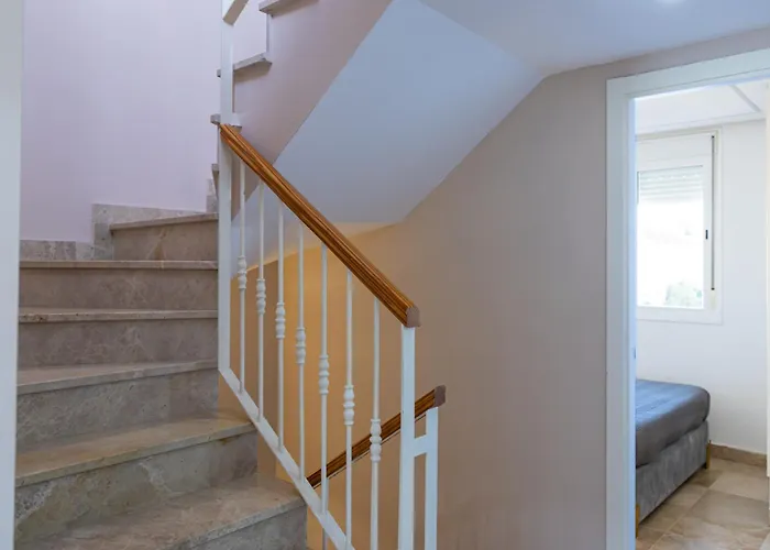 Serenity Luxury Private Near Puerto Banus بيت للعطل